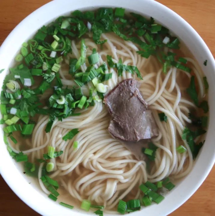 丰富多样的菜品供大家探索